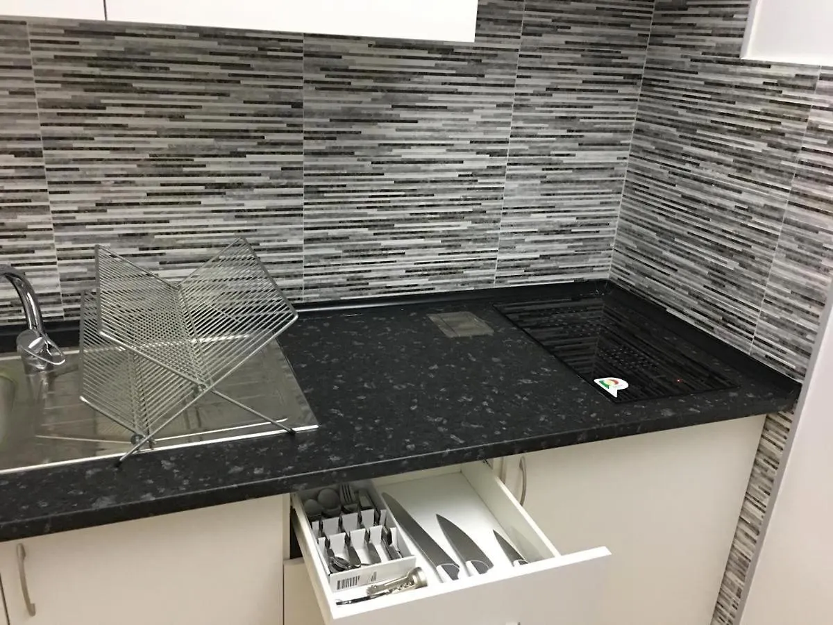 E7 Lisbon Deluxe Apartments Португалия